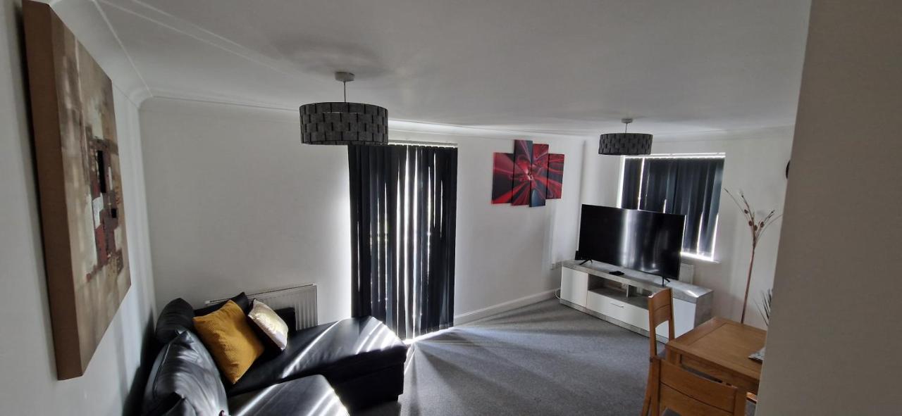 Greenhithe Cosy Apartment, Netflix And Sport Channels Extérieur photo
