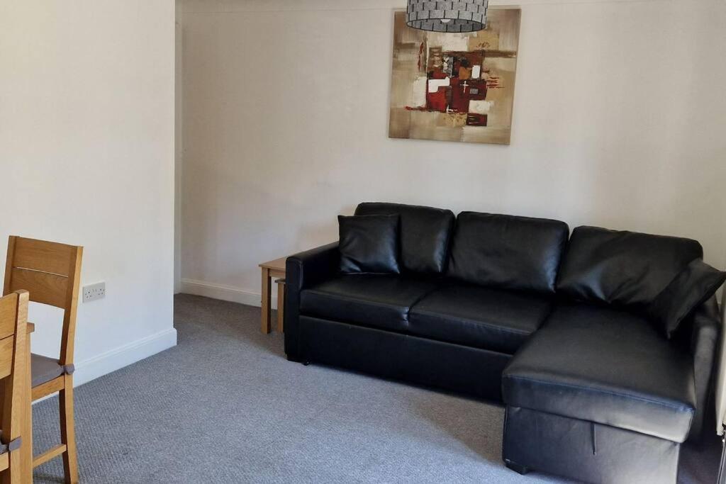 Greenhithe Cosy Apartment, Netflix And Sport Channels Extérieur photo