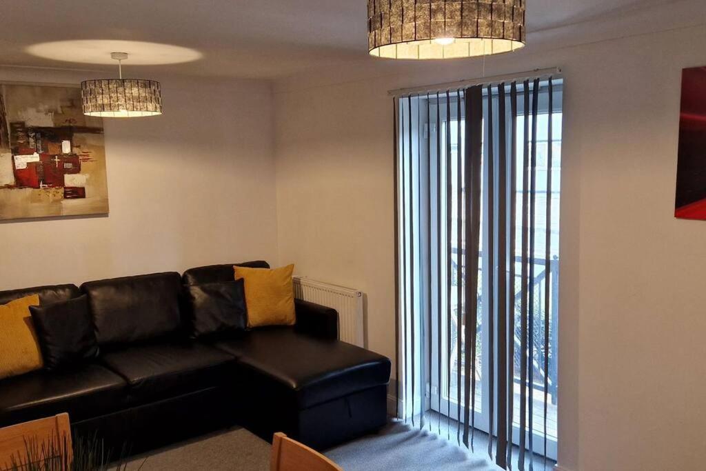Greenhithe Cosy Apartment, Netflix And Sport Channels Extérieur photo